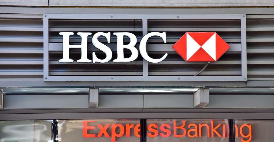 Британський банк HSBC зупинив усі платежі з Росії та Білорусі 1