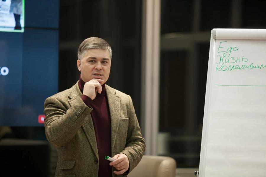 Психолог Валентин Кім про те, як українцям тримати у рівновагу під час війни 4