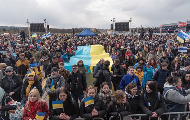 Українці в Чехії - уряд ухвалив закон Lex Ukraine VII для продовження тимчасового захисту біженців 1