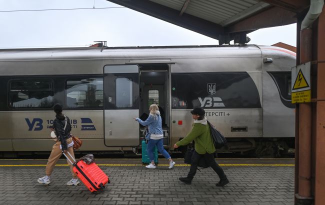 Укрзалізниця збільшила ліміти інтернету в поїздах Інтерсіті - на яких маршрутах найактивніші користувачі 1