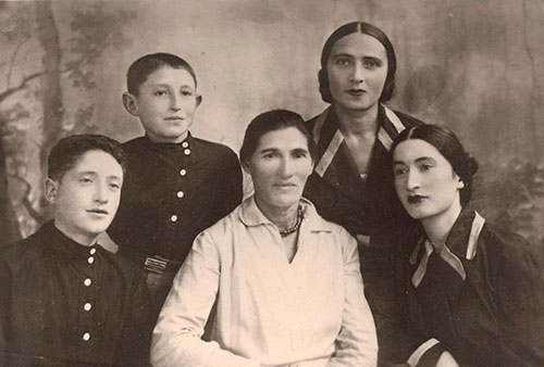 Анатолій Подольський в інтерв'ю РБК-Україна про Голокост, Бабин Яр та вшанування пам'яті загиблих 6