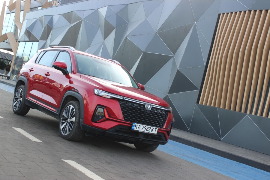 Changan CS35 Plus - переваги та недоліки міського кросовера 2