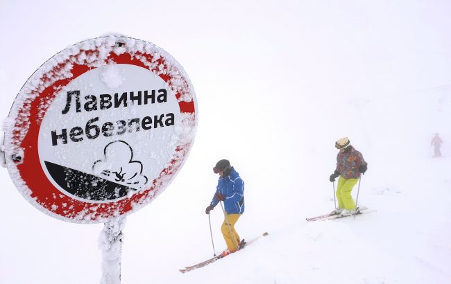 Лавина у Карпатах зійшла з гори Брецкул 6 січня 2025 - що відомо, лавинна небезпека, поради ДСНС 1