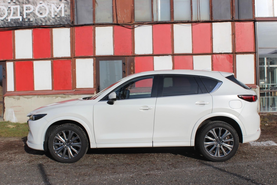 Mazda CX-5 - вивчаємо особливості популярного японського кросовера 17