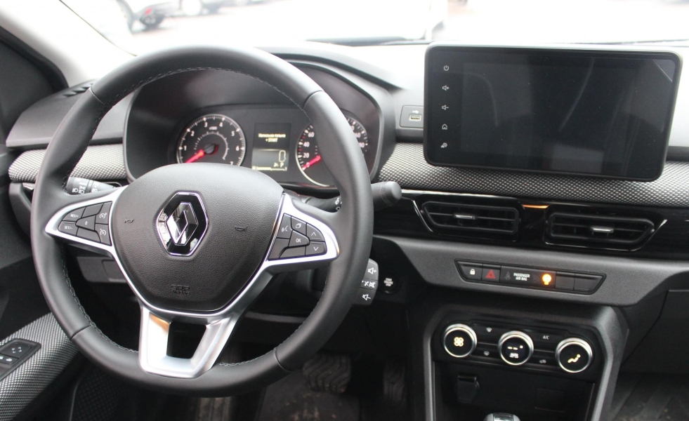 Renault Taliant - переваги та недоліки доступного седана 6