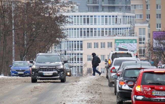 Штраф для водіїв за порушення ПДР можна отримати через пішоходів - перевага руху, перехід дороги 1