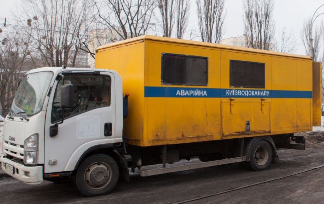 Аварія водопроводу в Києві залишила без води Пущу-Водицю і село Горенка - автоцистерни, адреса 1