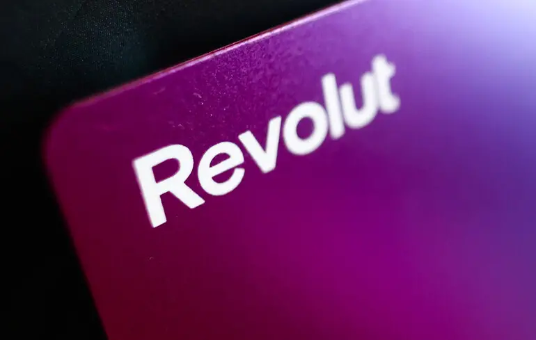 НБУ заявив про відсутність ліцензії на роботу в Україні Revolut Bank 1