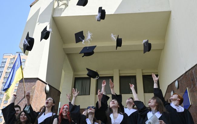 Освітні програми в українських університетах чекають зміни - у МОН назвали причини 1