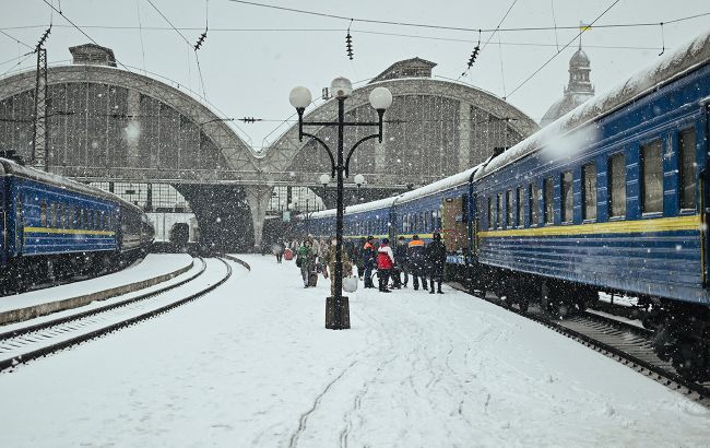 Укрзалізниця запускає відремонтовані вагони у складі поїзда №95/96 Київ - Рахів, фото 1