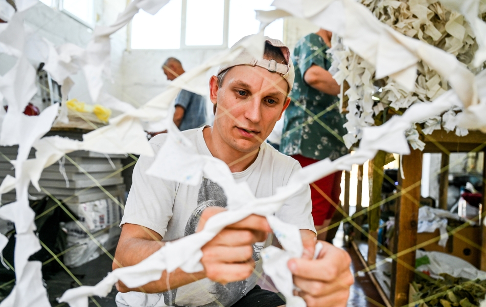 Волонтери в Україні – з якими викликами стикаються, шахрайство, бюрократія і вигорання 4