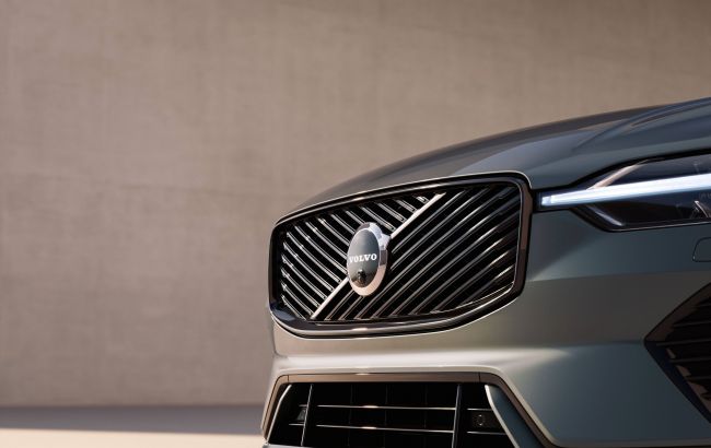 Volvo представила оновлений кросовер XC60 1