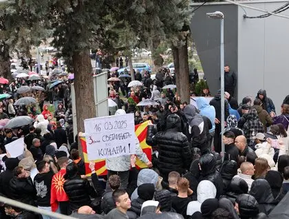 Протести в Кочані після пожежі - жителі вимагають справедливості - фото Протести в Кочані після пожежі - жителі вимагають справедливості - фото 2