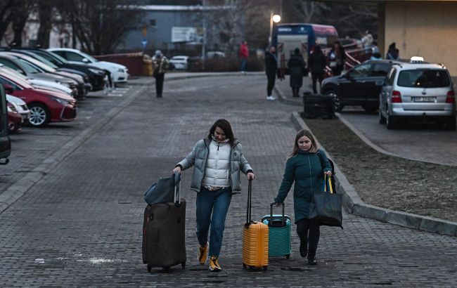 Українці в Німеччині - за що можуть депортувати, список порушень 1