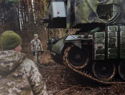 Війна очима героїв - у Києві відкрилася фотовиставка Сталева доблесть - фоторепортаж 3