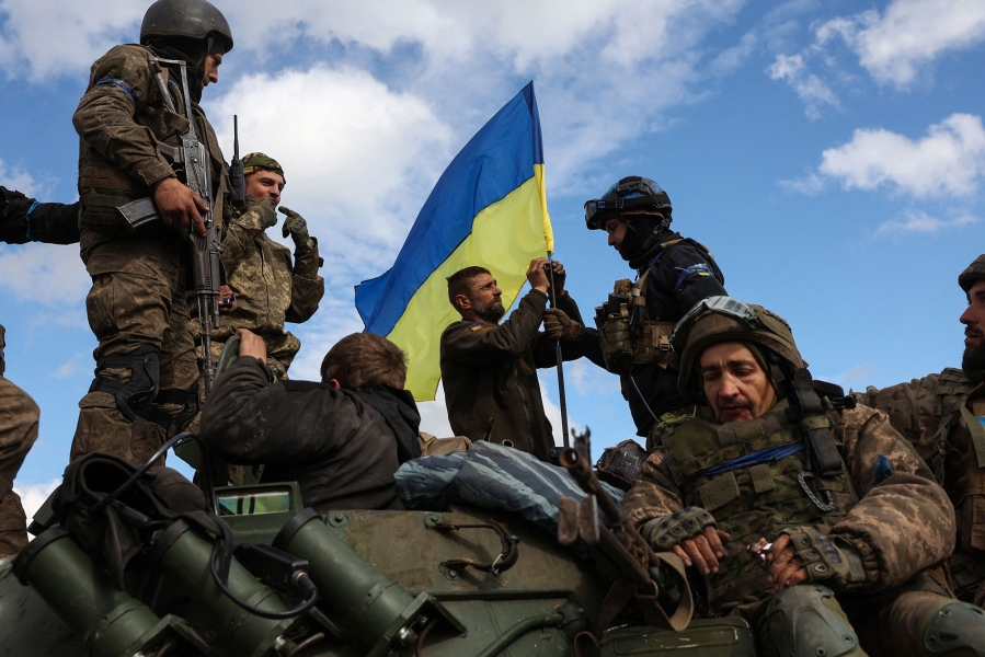 Євгенія Близнюк в інтерв'ю РБК-Україна – про довіру до президента і США, вибори в Україні та завершення війни 4