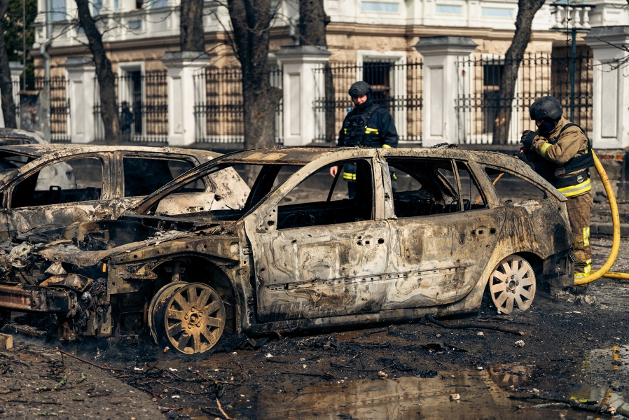 Атака на Суми 13 квітня - підліток врятував людей із палаючого автобуса 6
