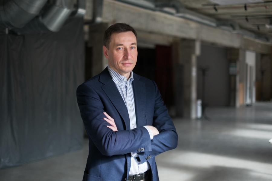 Біженці за кордоном – як їх повернути та який досвід інших країн, розповідає Андрій Гайдуцький 2
