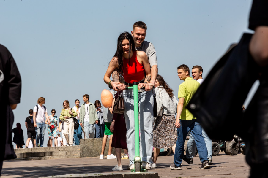 Доступний електротранспорт для весни та літа 2