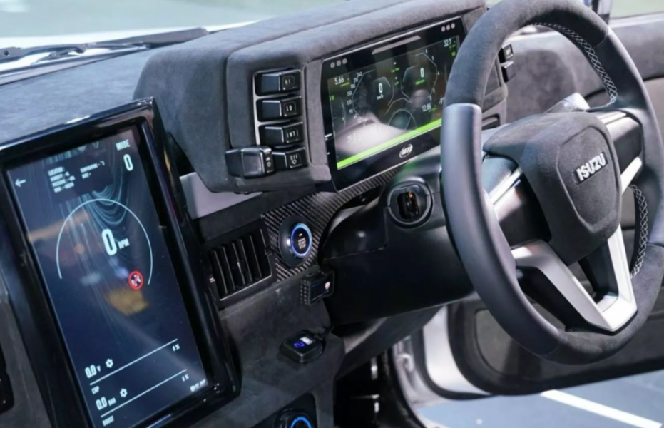 Пікап Isuzu Dragon Max перетворили на спорткар 2