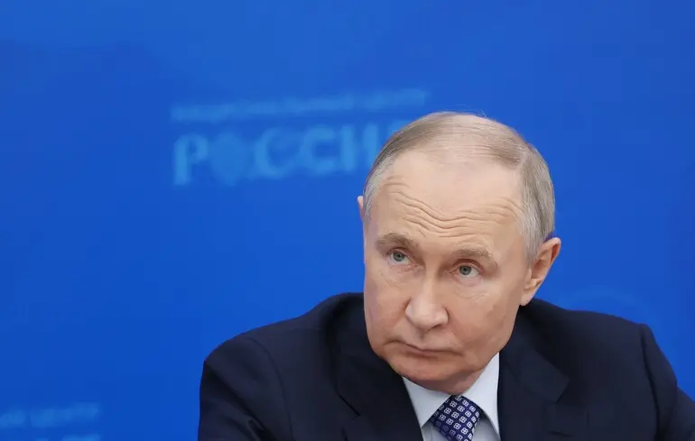 Путін змінив назву аеропорту Гумрак у Волгограді на Сталінград після візиту в регіон 1