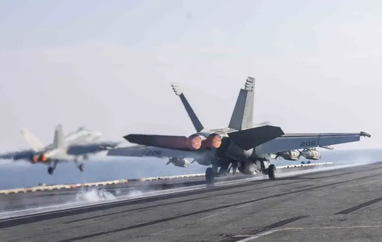 16 винищувачів і 57 тонн бомб на 14 терористів ‒ у США розкрили деталі удару в Сомалі, але їх висміяли 1