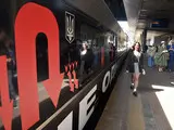 Барбара Крюгер створила інсталяцію на поїзді Інтерсіті – фото Барбара Крюгер створила інсталяцію на поїзді Інтерсіті – фото 13