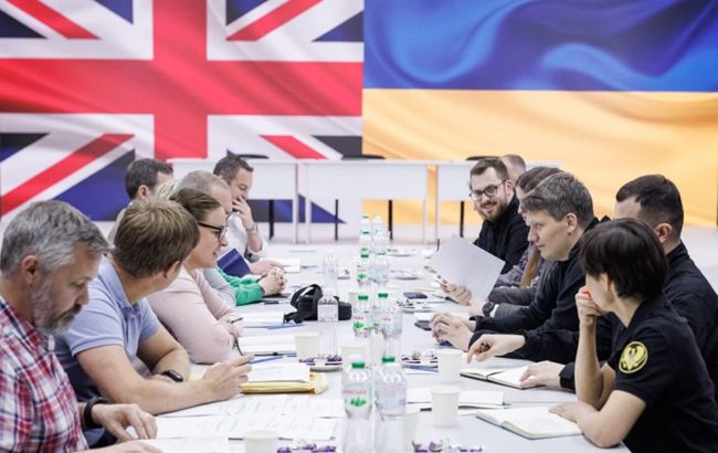 Допомога Україні - Британія надасть Києву 3 млрд доларів за рахунок активів Росії 1