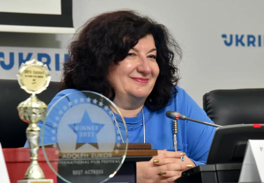 Фільм Мати героїв став рекордсменом в Україні за кількістю нагород – фото Фільм Мати героїв став рекордсменом в Україні за кількістю нагород – фото 2