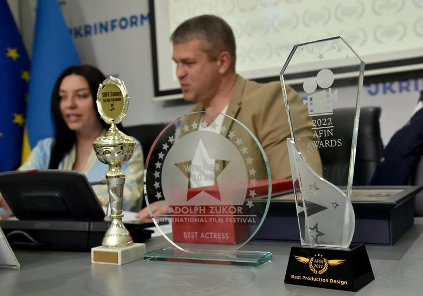 Фільм Мати героїв став рекордсменом в Україні за кількістю нагород – фото Фільм Мати героїв став рекордсменом в Україні за кількістю нагород – фото 5