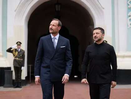 Хокон у Києві - Зеленський зустрівся з кронпринцом Норвегії Хокон у Києві - Зеленський зустрівся з кронпринцом Норвегії 1