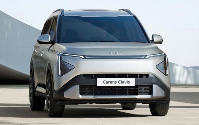 Kia представила бюджетний кросовер Carens Clavis 1