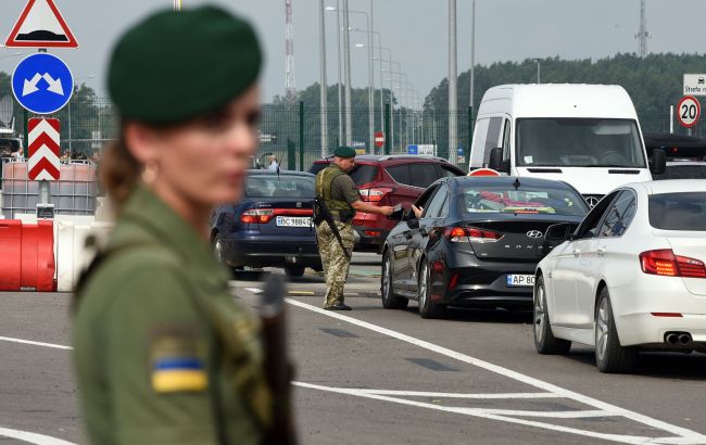 КПП Краківець на кордоні з Польщею працюватиме з обмеженнями з 8 травня 1