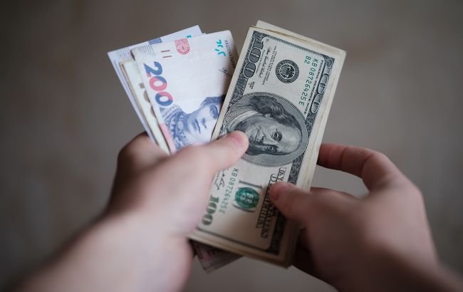 Курс долара 5 травня - скільки коштує валюта в Україні 1