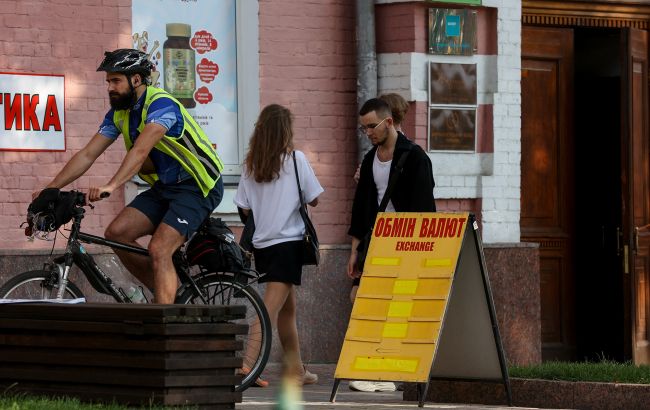 Курс долара у найближчі місяці буде стабільним 1