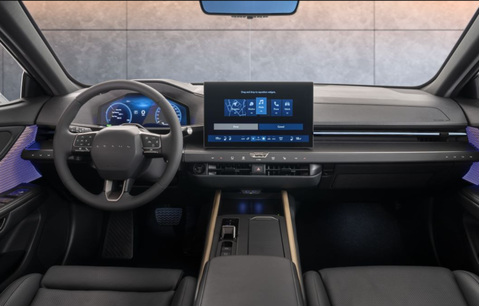 Lexus ES вивели на ринки Європи 2