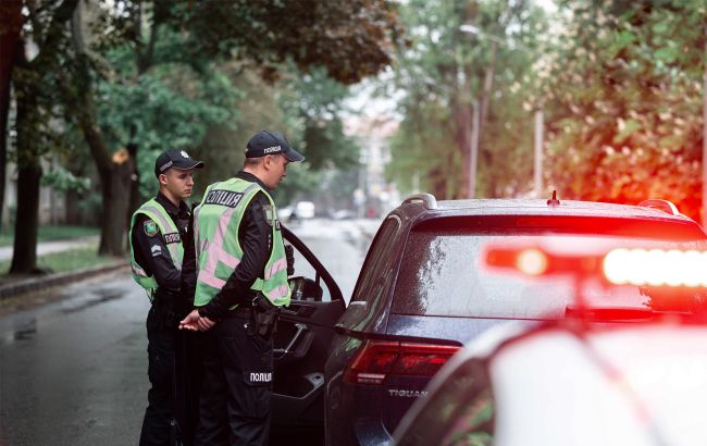 Нові штрафи за аптечку чи вогнегасник в авто це фейк - що повинно бути в машині, Білошицький 1