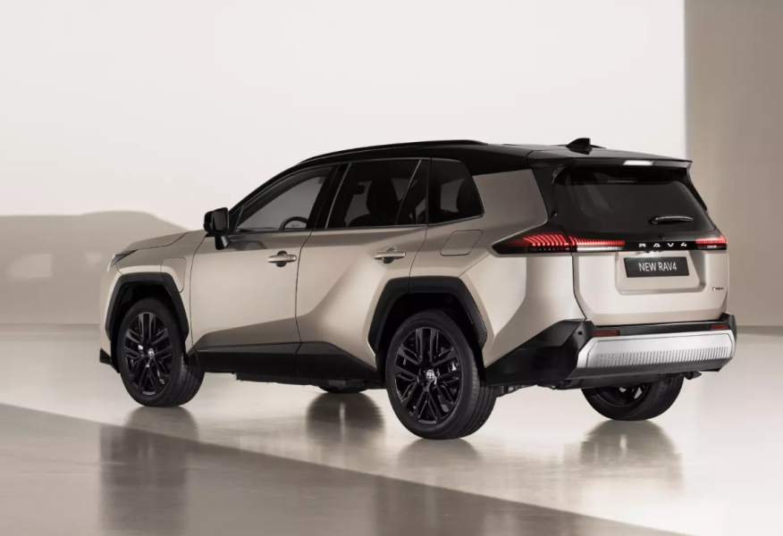 Новий кросовер Toyota RAV4 показали офіційно 4