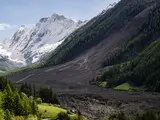 Обвал льодовика в Швейцарії 2025 - зсув накрив село Блаттен - фото Обвал льодовика в Швейцарії 2025 - зсув накрив село Блаттен - фото 8