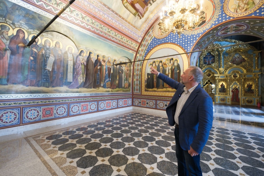 Остапенко Максим в інтерв’ю РБК-Україна про Києво-Печерську Лавру 8