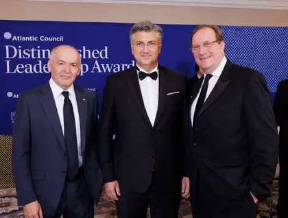 Пінчук отримав нагороду Atlantic Council - бізнесмена відзначили за гуманітарне лідерство Пінчук отримав нагороду Atlantic Council - бізнесмена відзначили за гуманітарне лідерство 2