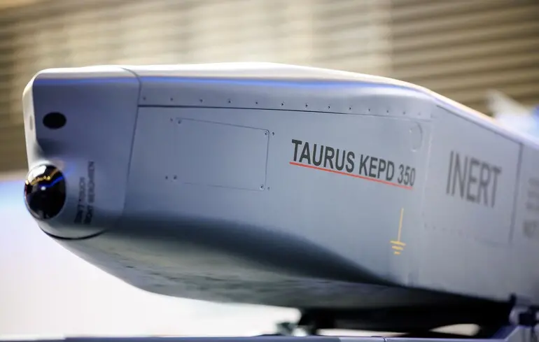 Поставки Taurus Україні - у Німеччині все більше закликають Мерца передати українцям ракети 1
