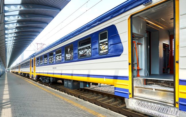 Потяг Ужгород-Київ курсуватиме додатково в травні та червня, деталі 1