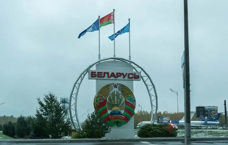 Репресії у Білорусі - влада карає жінок за грошову допомогу засудженим 1