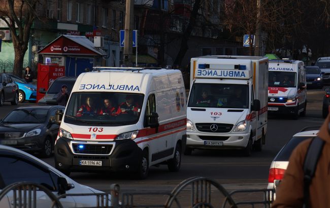 Штраф для водіїв за непропуск швидкої, поліції чи пожежних - ігнорування сирен на дорозі, ПДР 1