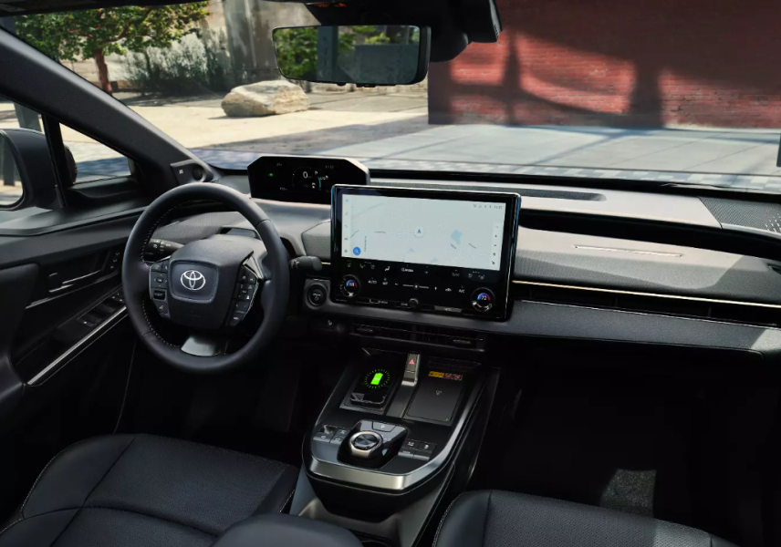 Toyota оновила свій головний електрокросовер 2