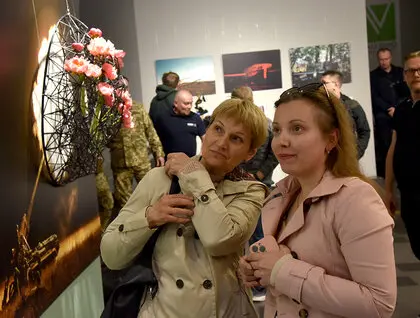 У Києві презентували фотовиставку про 43 артбригаду - фото У Києві презентували фотовиставку про 43 артбригаду - фото 7