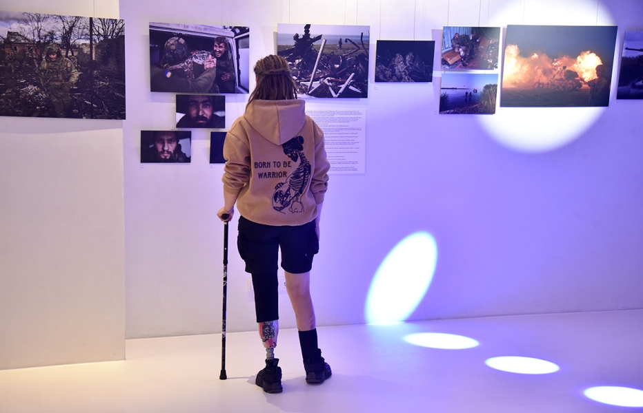 У Києві відкрився фотопроект Ліберових про історії війни у знімках - фото 27