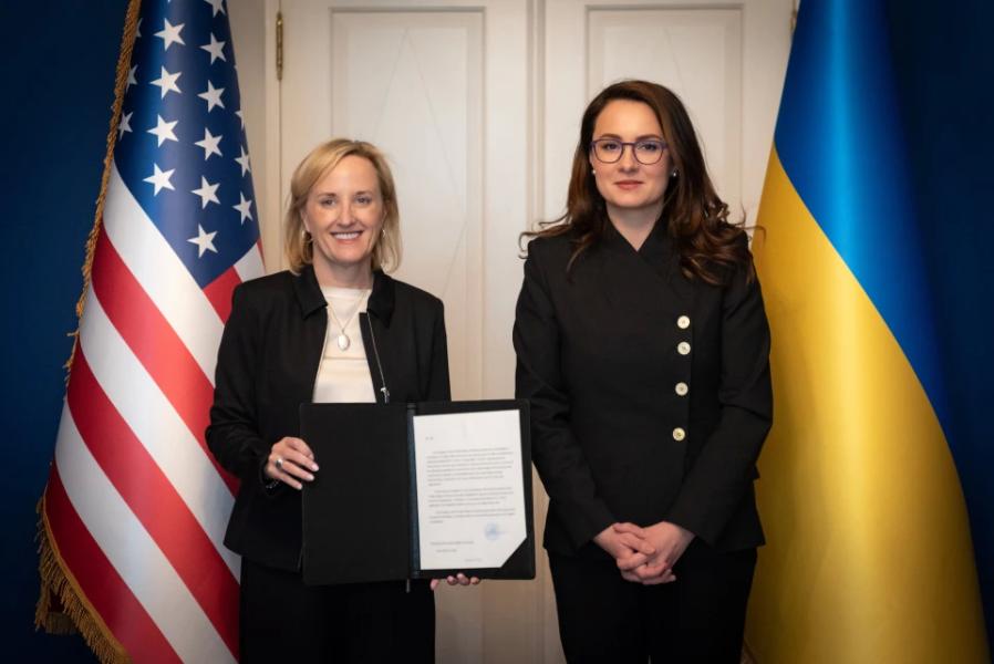 Україна та США запустили інвестфонд у межах угоди про надра 2