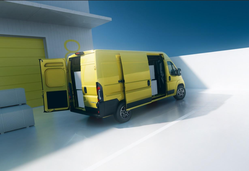 В Україні стартують продажі оновленого Opel Movano 3